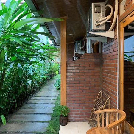 Budi Bambu Homestay Yogyakarta Bangunjiwo Mitra Reddoorz Jarakan Ngoại thất bức ảnh